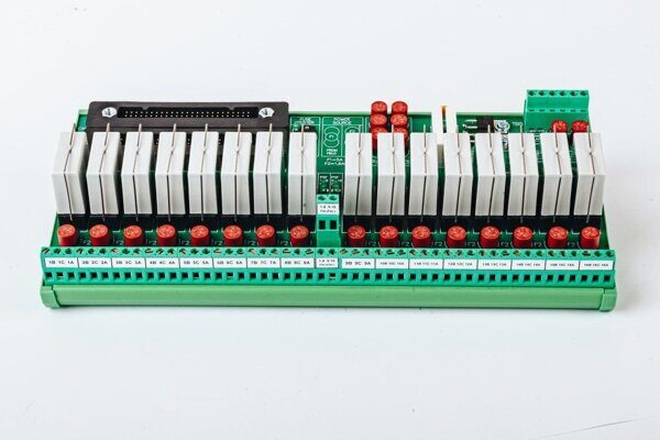 Модуль релейных выходов SMRO-16